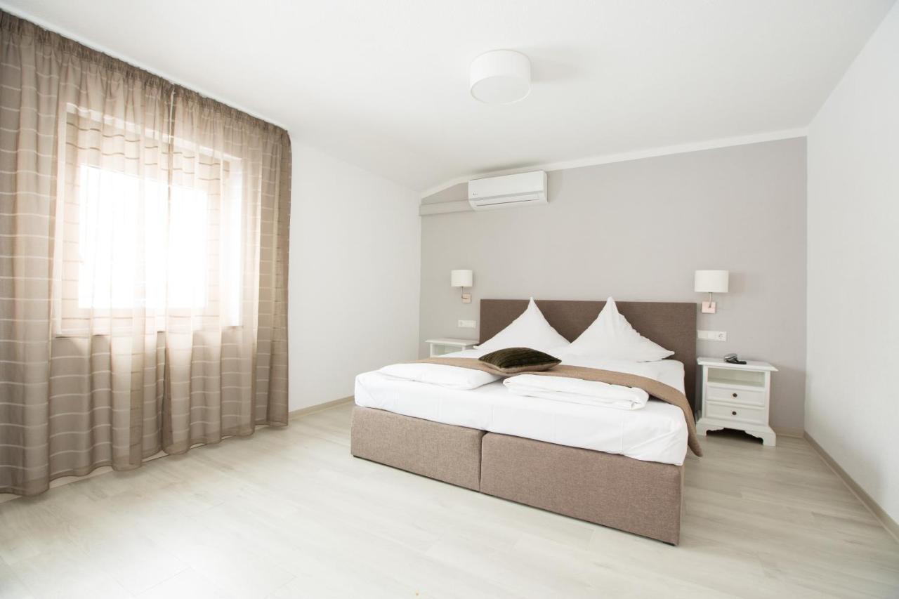Boutiquehotel Goldhahn Bio Sport & Wellness Aalen Ngoại thất bức ảnh